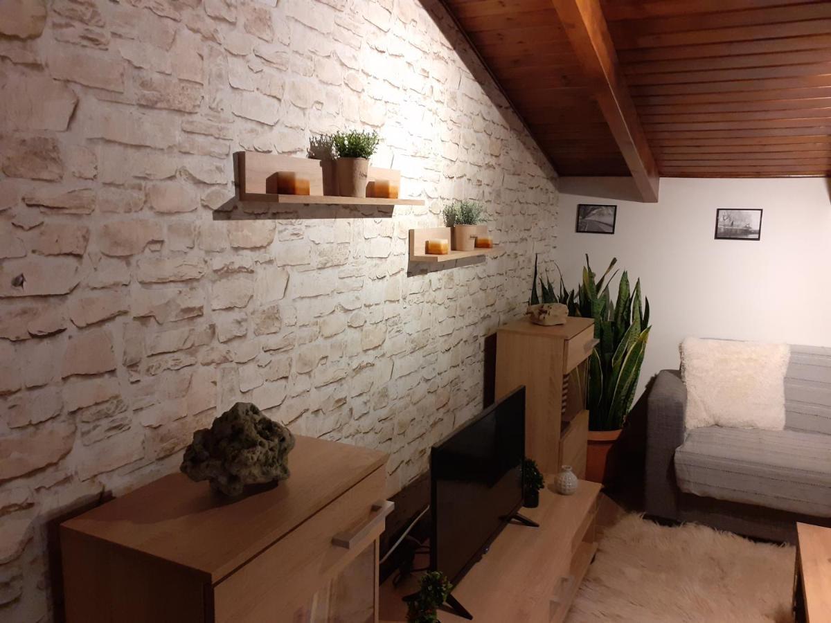 The View Attic Appartement Ioannina Buitenkant foto