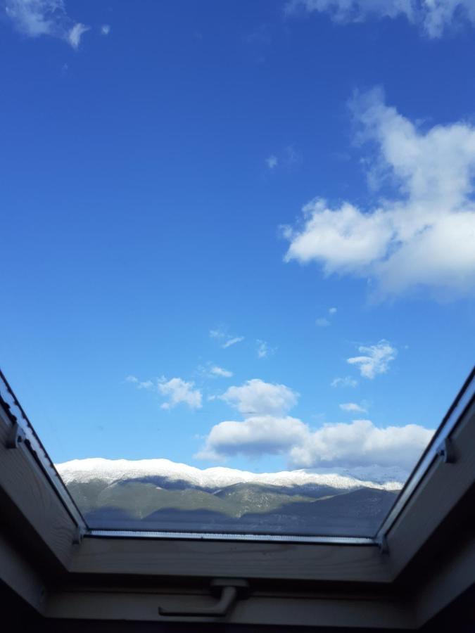 The View Attic Appartement Ioannina Buitenkant foto